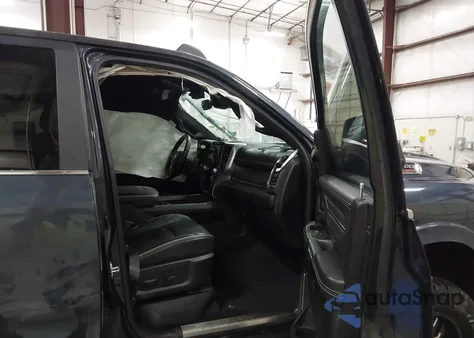 2019 Ram 2500 Limited 4X4 6'4 Box z USA, uszkodzony, nr VIN 3C6UR5SL8KG530184